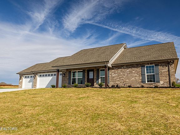 3rd image of 114 Blacksmith Ln