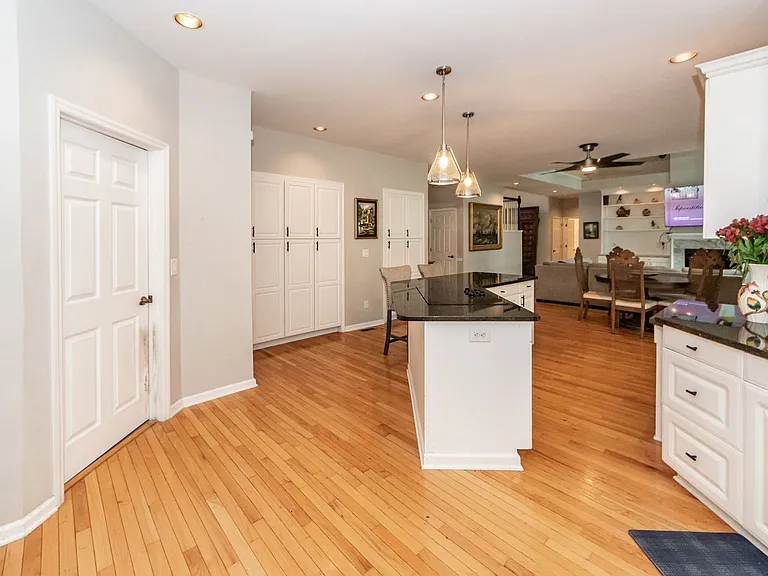 2105 Williams Veneer Ct — Photo 25
