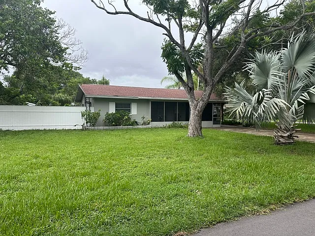 2030 Healy Dr — Photo 6