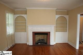 3rd image of 31 W Tallulah Dr