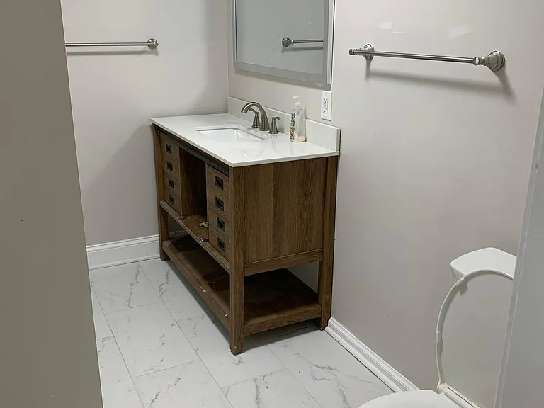 135 Gilbert St #1 — Photo 10