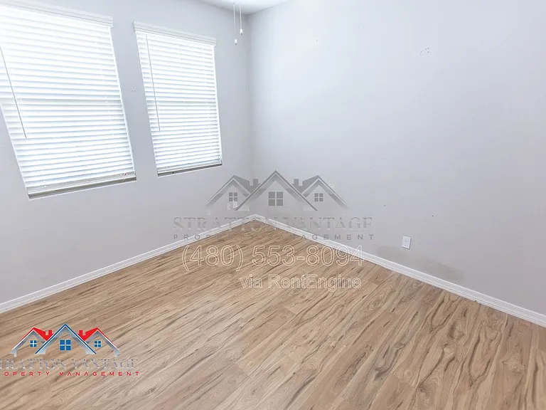 15244 W Moreland St — Photo 34
