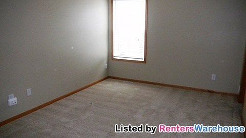 5th image of 15652 Emerald Dr #6