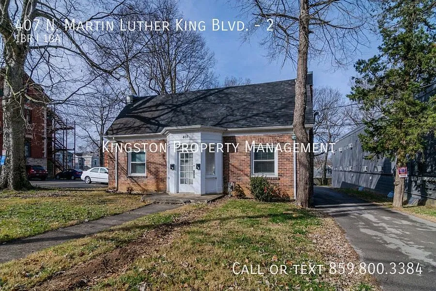 Spacious 1 Bedroom Now Available — Photo 2
