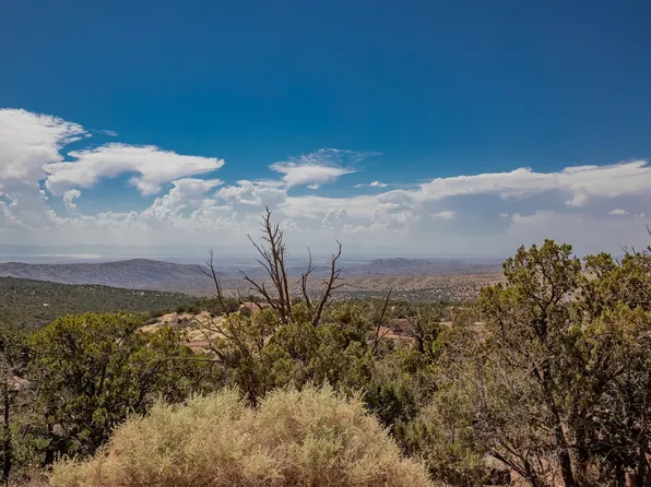 2 Montano Colorado Rd, High Rolls Mountain Park, NM 88325