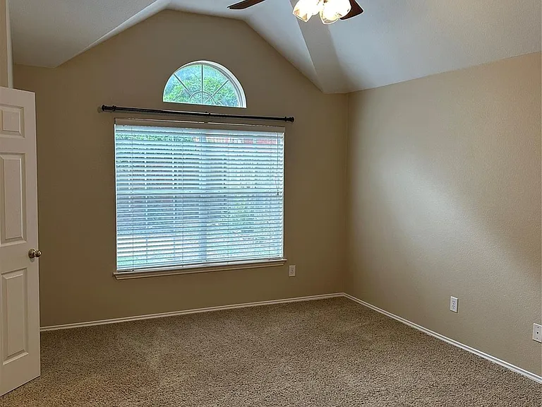 3524 Misty Meadow Dr — Photo 12