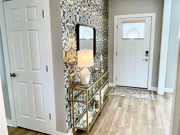 2nd image of 2442 Watson Cir