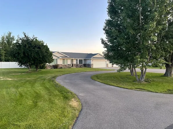 2105 Ferris Ln, Rexburg, ID 83440