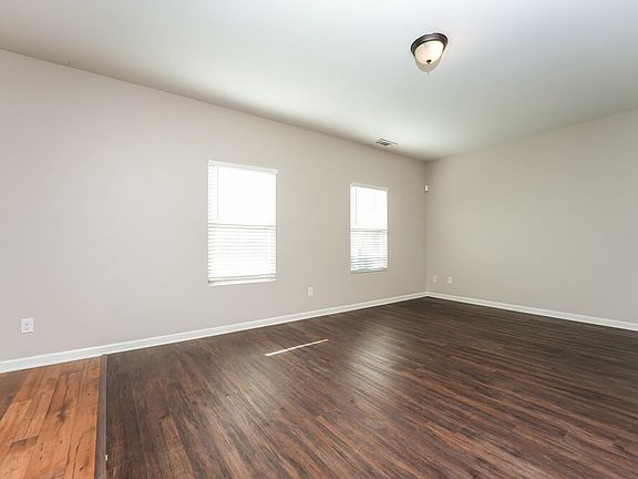 5th image of 4110 Dale Dr SE