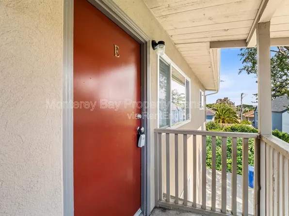 1113 4th St APT E, Monterey, CA 93940