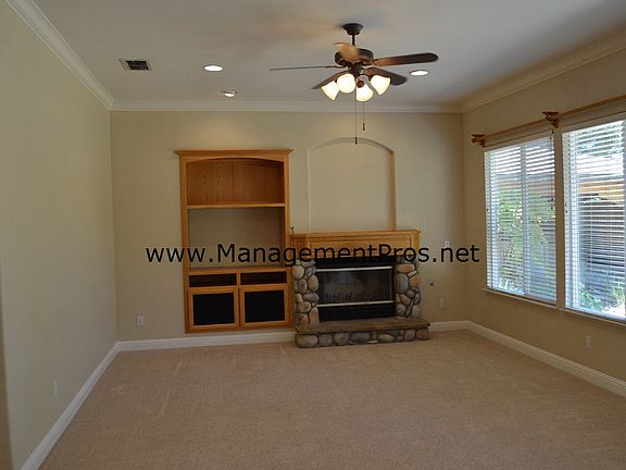 5th image of 2044 Bailey Cir