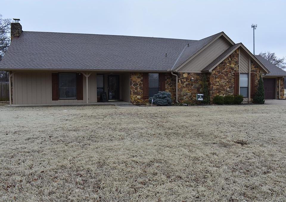 1st image of 1011 Crestwood Ct