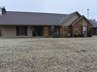 1011 Crestwood Ct, Seminole, OK 74868