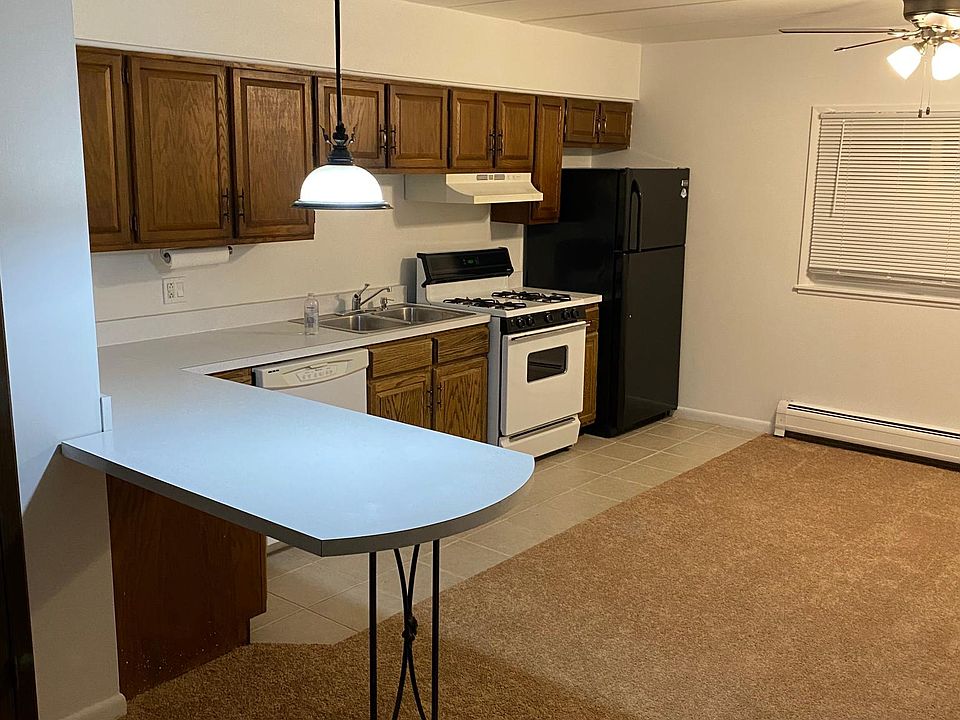 1st image of 1704 Indianapolis Blvd APT 8