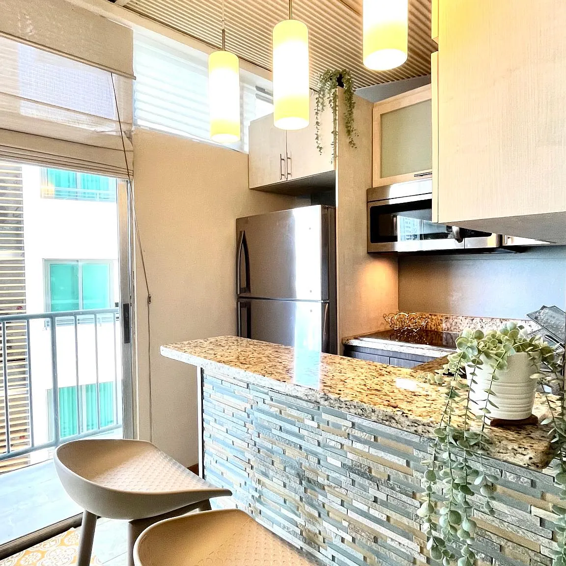 1 bed, 900 sqft, $1,750 — Photo 3