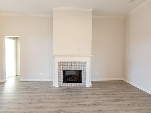 5th image of 24 Grays Hollow Dr #31