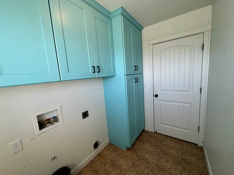 13061 S Peacemaker Way — Photo 24