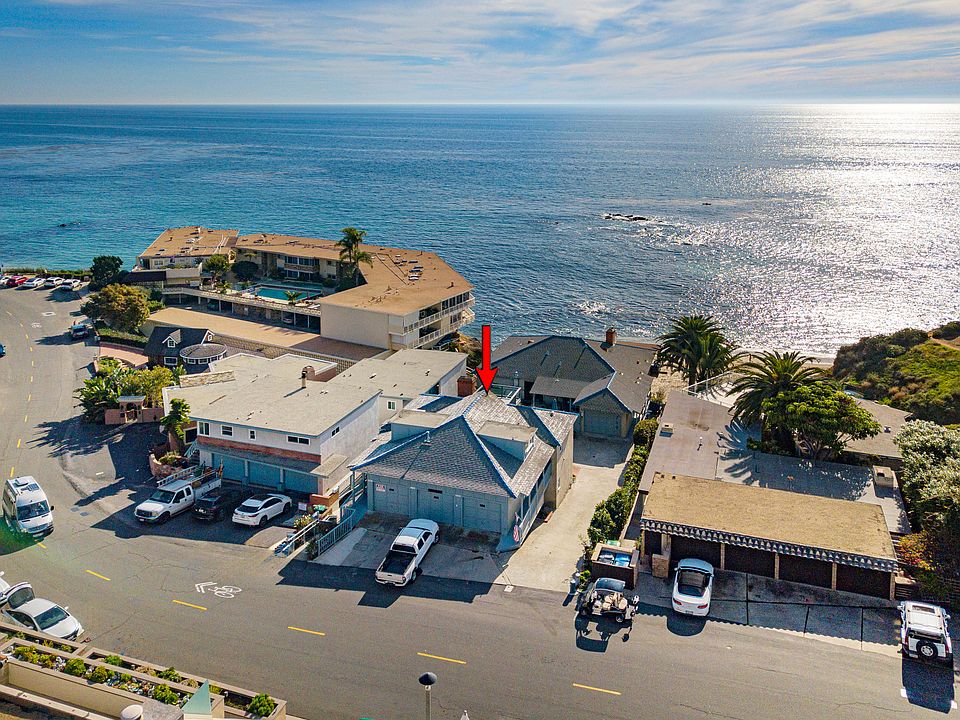 Apartment located here