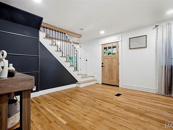 2nd image of 2240 Ferncliff Ln