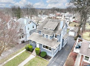60 Garden St, Teaneck, NJ