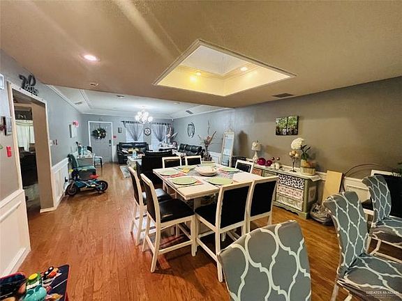 2nd image of 301 La Vista Ave APT 9