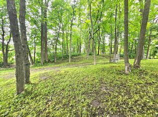 E Grace St, Isle, MN 56342