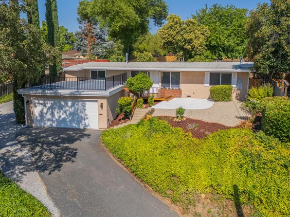 2220 Octavia St, Redding, CA 96001