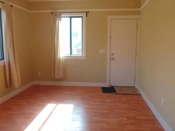 1190 Park St APT 5, Alameda, CA 94501