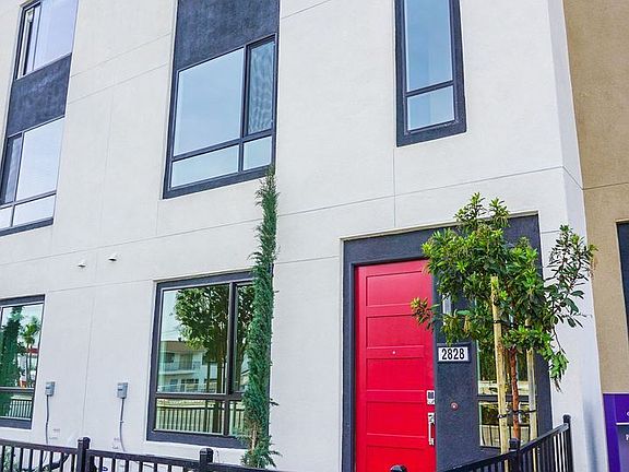 2nd image of 2828 N Glassell St