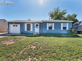 2530 Bellamy St, Colorado Springs, CO 80916