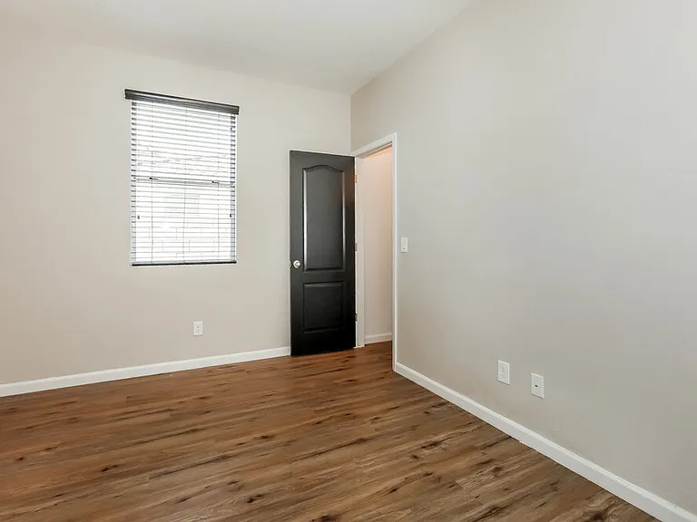 22258 E Cherrywood Ct — Photo 12