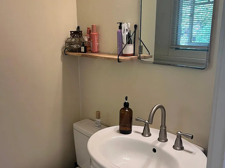 2301 De La Vina St #A — Photo 16