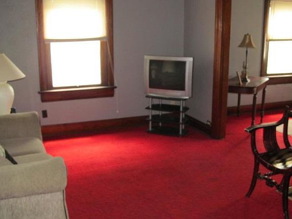 2nd image of 1019 Phillips Ave