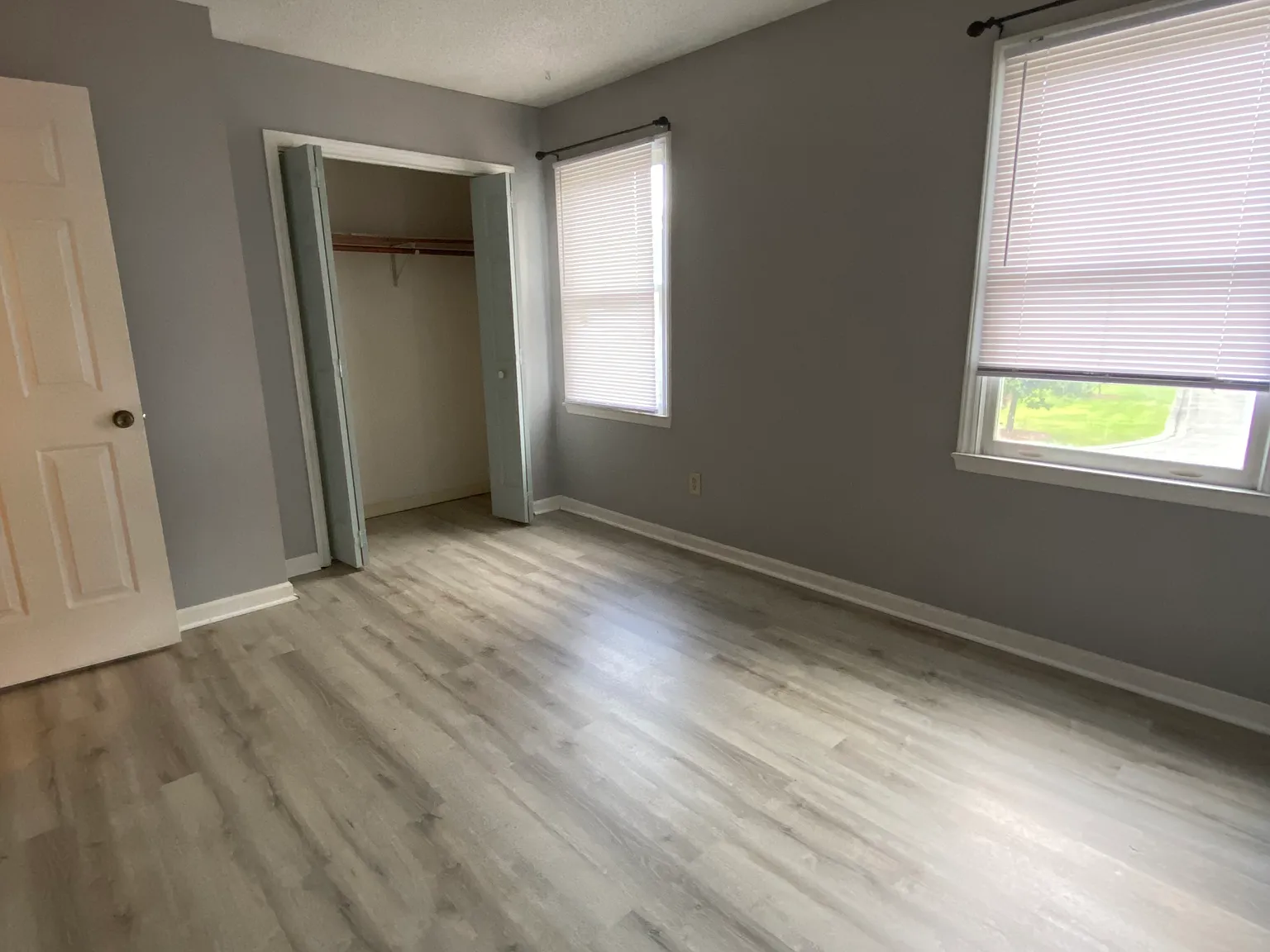 2 bed, 958 sqft, $1,800 — Photo 3