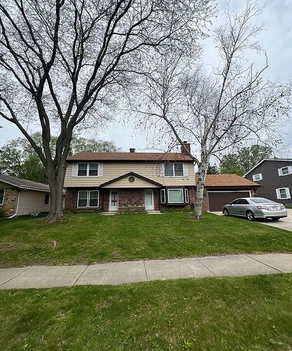 1st image of 549 11th Ave