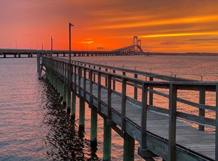 1 Cypress St, Newport, RI 02840