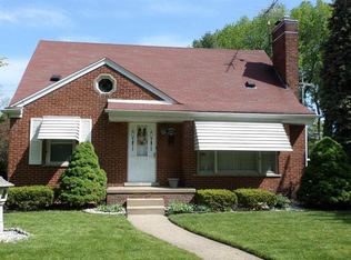 24940 Cherry Hill St, Dearborn, MI 48124