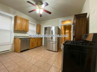 91 Hillside St APT 1, Boston, MA 02120