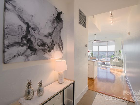 2nd image of 333 W Trade St Unit 905