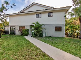 7670 Lago Del Mar Dr APT 301, Boca Raton, FL 33433