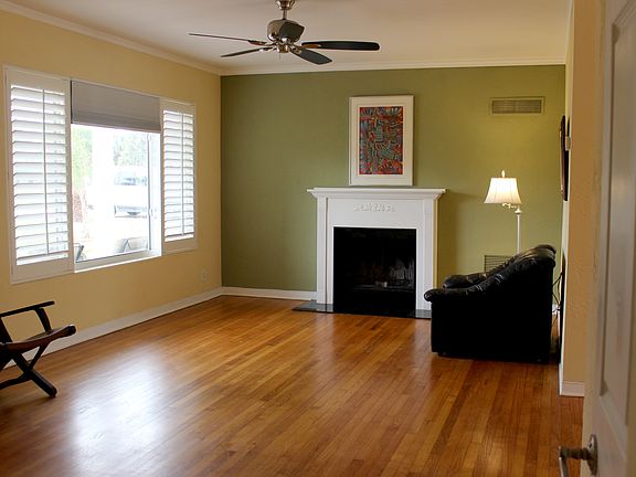 3rd image of 1031 Bel Aire Dr