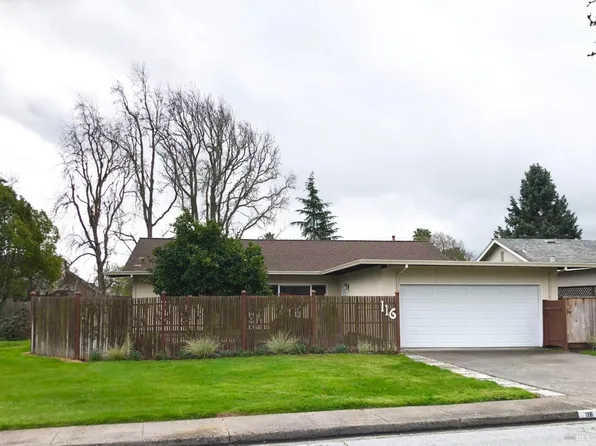 116 Temelec Circle, Sonoma, CA 95476
