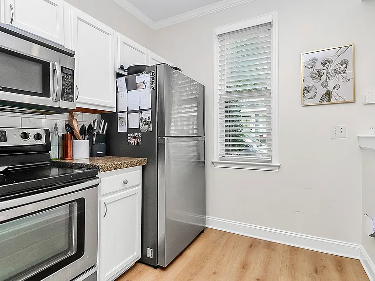 1532 Cleveland Ave — Photo 8