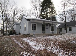 809 Joy St, Paris, TN 38242