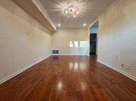 77-33 166th St, Fresh Meadows, NY