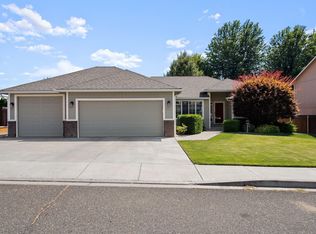 8511 W 2nd Ave, Kennewick, WA 99336