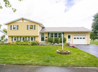 43 Abby Ln, Rochester, NY 14606