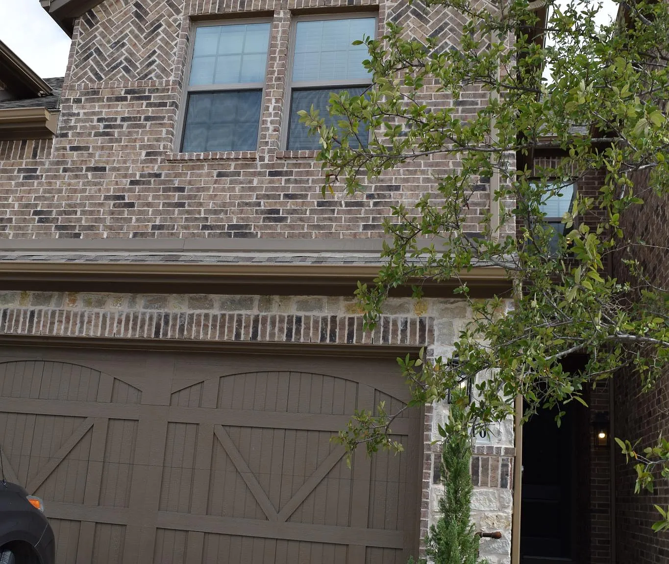 4 bed, 3.5 bath, 1934 sqft, $2,900 — Photo 1