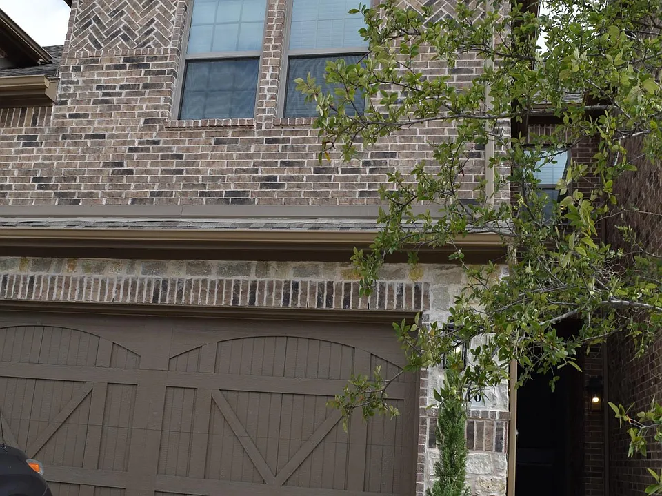 6416 Hermosa Dr