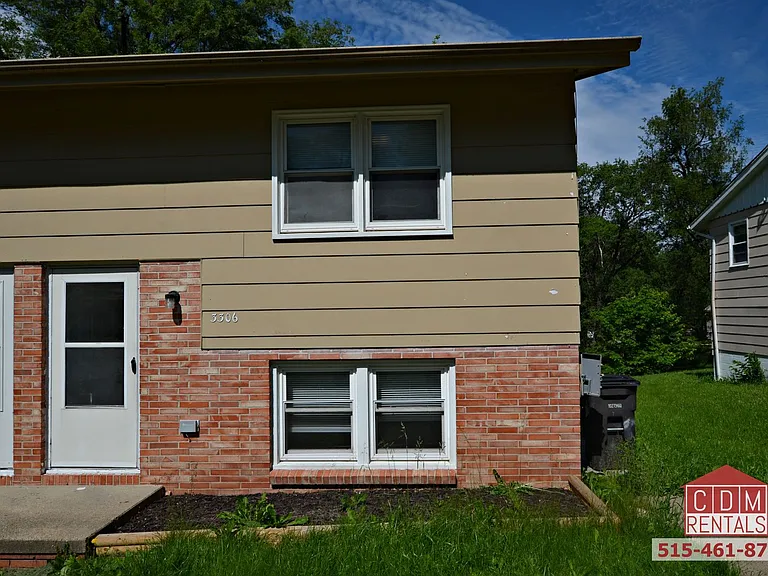 3306 E 36th Ct — Photo 1